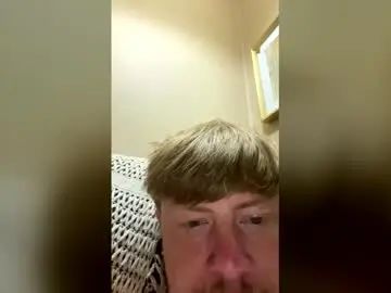 Play this complete clip called Gay sex chat with daddy42333