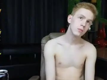 Stream this uncut movie named Gay sex chat with tommy_crash