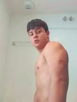 Stream this HD movie titled Gay sex chat with colageno26