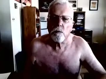 Enjoy watching the complete video named Gay sex chat with lipsondix