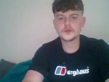 Stream the full scene of Gay sex chat with bigtasty490021