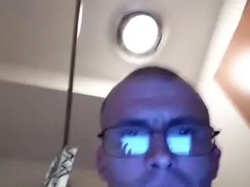 Enjoy watching full clip of Gay sex chat with hitman9511