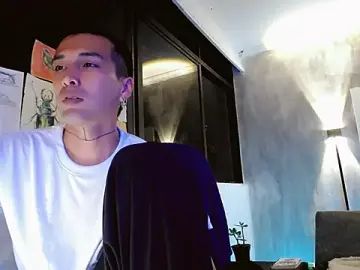Watch the HD movie of Gay sex chat with jadeluu