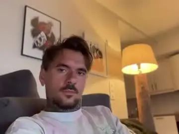 Watch HD video named Gay sex chat with gggircis