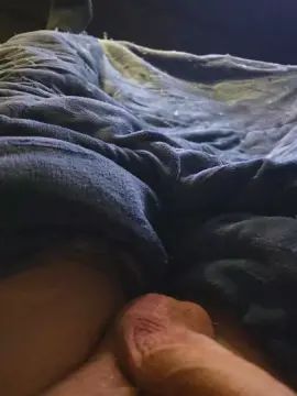 Watch the complete video of Gay sex chat with Boyy_32