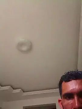 View the complete video of Gay sex chat with 0Bruno81