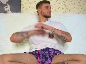 Enjoy watching the complete movie of Gay sex chat with johnstoneisland