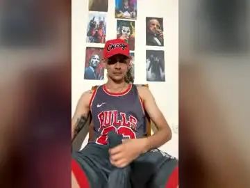 Watch full movie named Gay sex chat with camilocrazy96