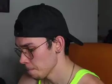 Stream this HD video named Gay sex chat with zack_huddle