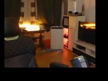 Enjoy watching the complete clip titled Gay sex chat with stratcumalo