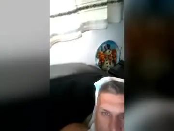 Play this full scene called Gay sex chat with patric831822
