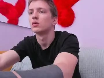 Enjoy watching this uncut video of Gay sex chat with vince_dice_xx