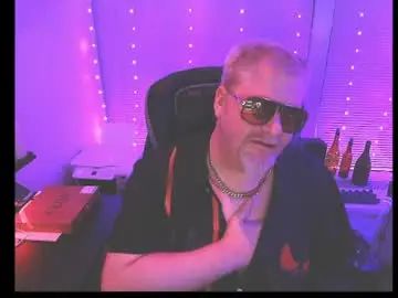 View this complete video named Gay sex chat with cigardaddy8869