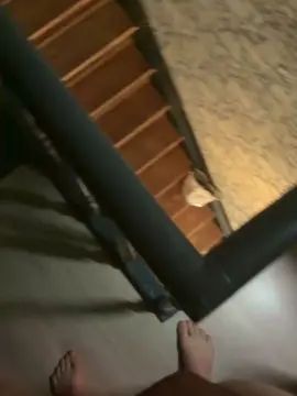 Play the complete video of Gay sex chat with Curieux069