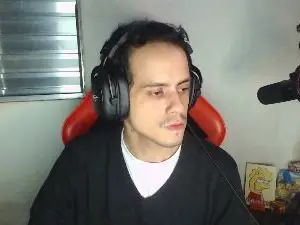 Enjoy watching the hardcore movie titled Gay sex chat with muriss29