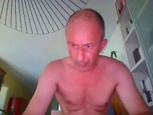 Play the full clip called Gay sex chat with philTflug