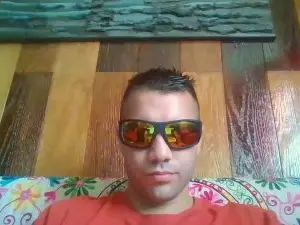 Play this complete clip titled Gay sex chat with El_Ejecutivo_03