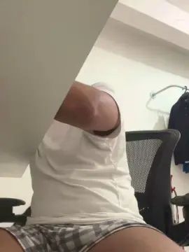 Enjoy watching this HD clip titled Gay sex chat with r_apouzo