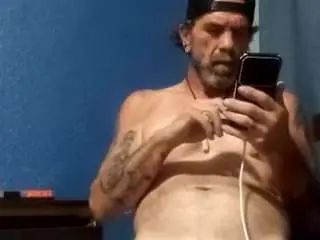 Stream this hardcore scene called Gay sex chat with hotrodmechanic