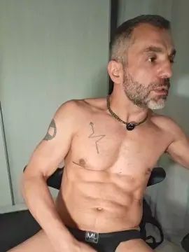 Watch the HD scene called Gay sex chat with oil_slut