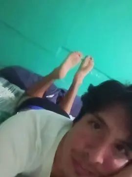 Play uncut clip titled Gay sex chat with bluesmile
