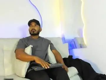 Stream uncut video of Gay sex chat with leocarter_