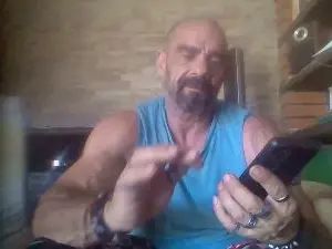 Play the complete video called Gay sex chat with TomiPsexy