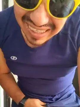 View the hardcore video titled Gay sex chat with JOS_VARONI
