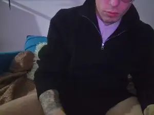 Play the full movie titled Gay sex chat with nicodeboca