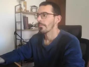 Enjoy watching HD video of Gay sex chat with peter_coat