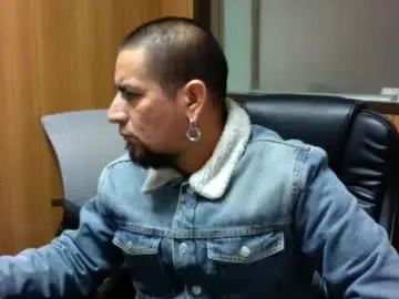 Stream this uncut movie of Gay sex chat with amateurlatinorock