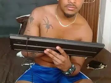 Play this complete movie named Gay sex chat with ethan_jons