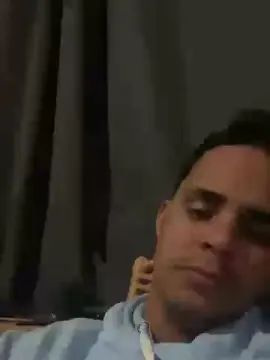 View this complete scene titled Gay sex chat with Gleisoooon