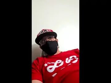 View this complete scene named Gay sex chat with fernandoelminero1980