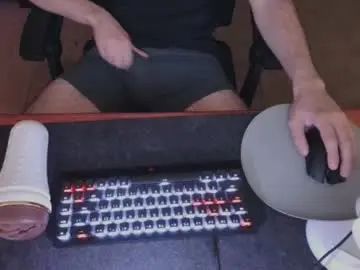 Watch this hardcore movie called Gay sex chat with squidf222