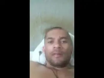 Watch the uncut movie of Gay sex chat with panchitocc