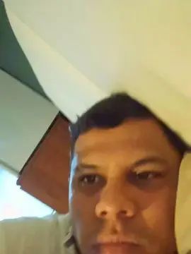 View complete scene named Gay sex chat with luiscalc9