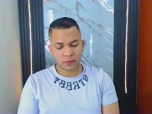 Watch the full video named Gay sex chat with crsthian_gamboa