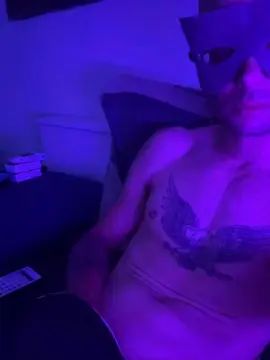 Enjoy watching this uncut clip of Gay sex chat with Pantera97