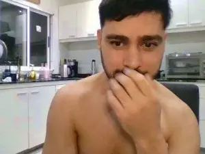 Stream HD scene of Gay sex chat with JotaV