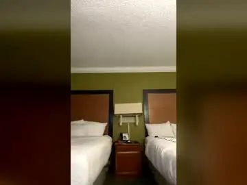 Play this complete scene titled Gay sex chat with eddie4548