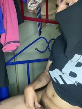 View this uncensored video named Gay sex chat with Elsabrositooo
