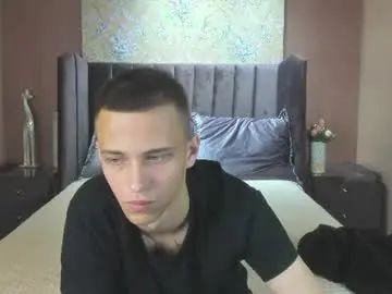 Play this hardcore video called Gay sex chat with lucaskaur