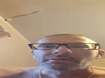 Stream this uncensored movie of Gay sex chat with st0nerpoppa420
