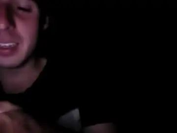 View complete video called Gay sex chat with toram1