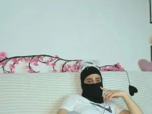 View complete video called Gay sex chat with RavenMoss