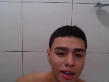 Enjoy watching this complete movie of Gay sex chat with leostreets_
