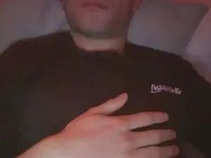 View complete scene of Gay sex chat with brianjc32