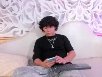 Play hardcore clip of Gay sex chat with adrian_black86306