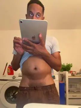 Watch complete clip of Gay sex chat with trevor4